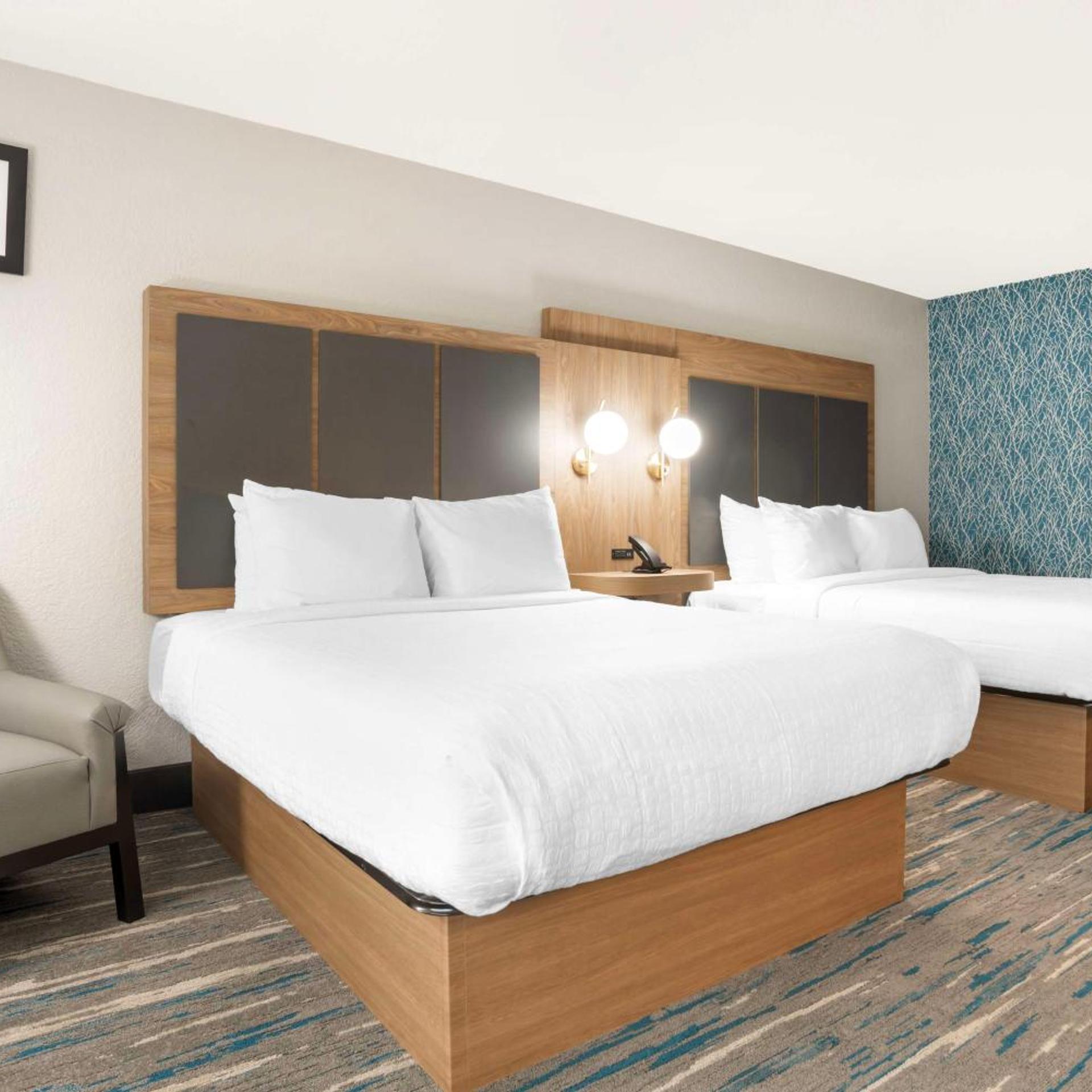 Room, Queen Bed