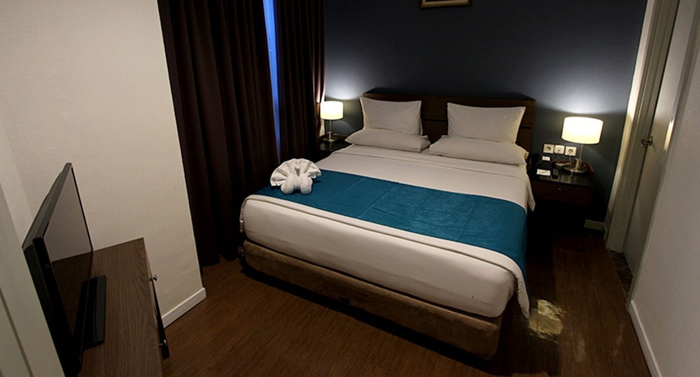 Forbis Hotel 6/50