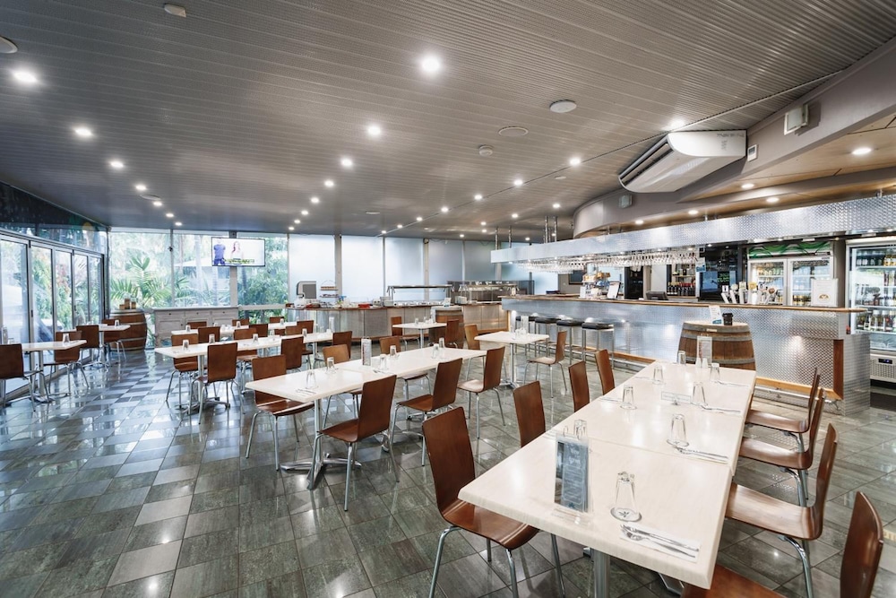 KUNUNURRA COUNTRY CLUB RESORT 24/35