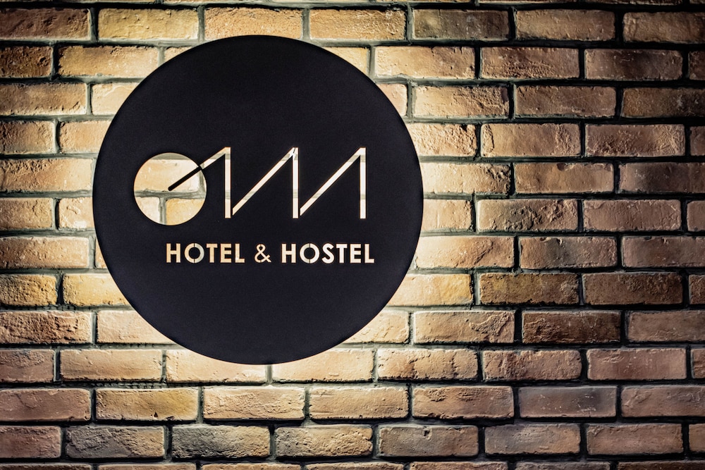 Oinn Hotel and Hostel 22/56