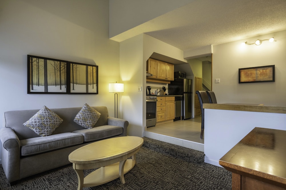 Mountain Side Hotel Whistler By Executive 45/63