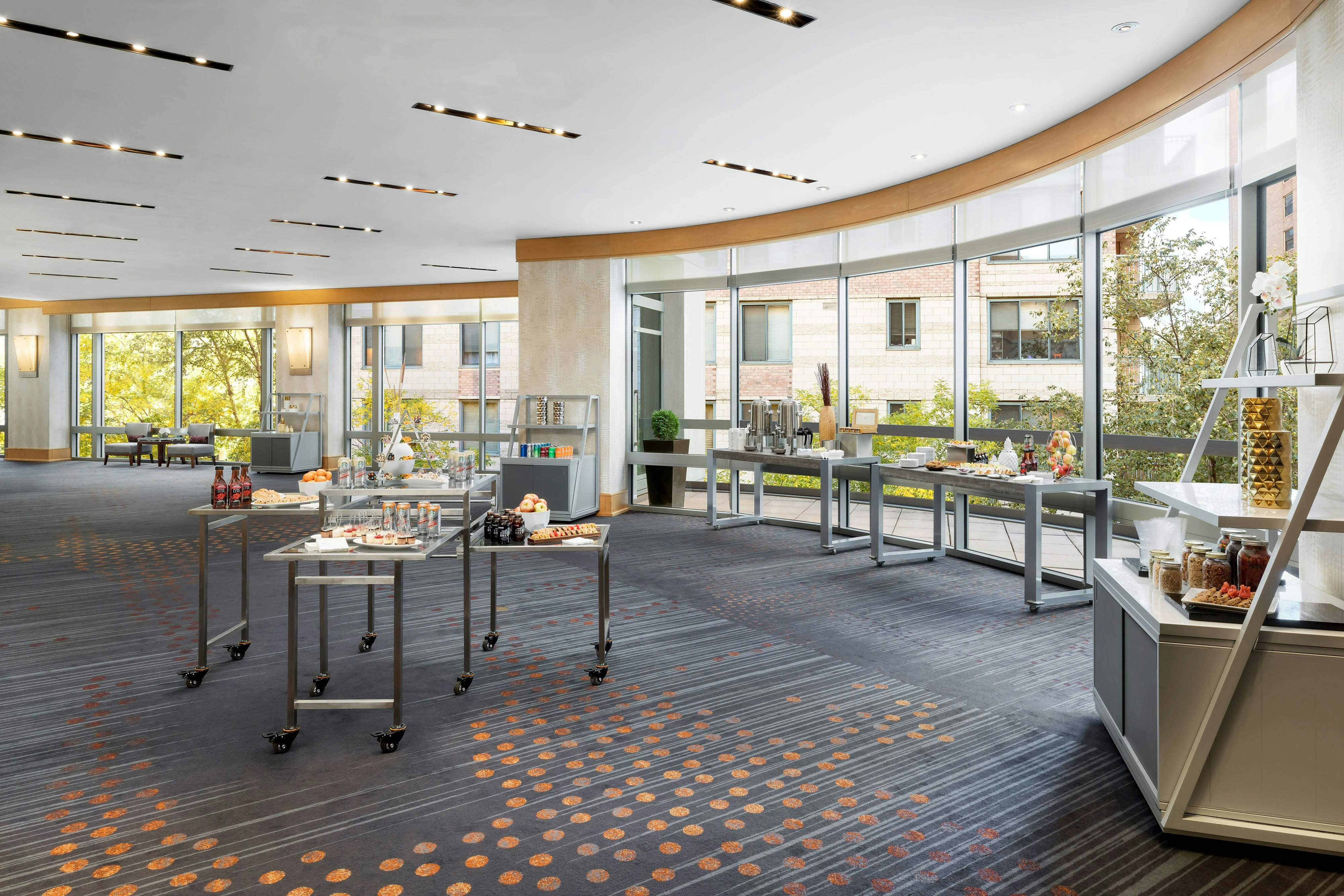 Westin Arlington Gateway 33/66