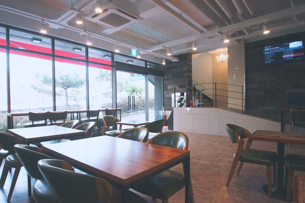 EHWA HOTEL MYEONGDONG 54/69