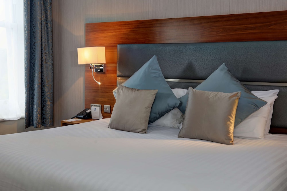Best Western Chilworth Manor Hotel 22/53