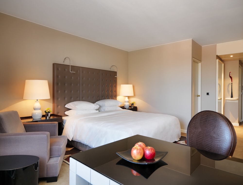 Hyatt Regency Cologne 12/72