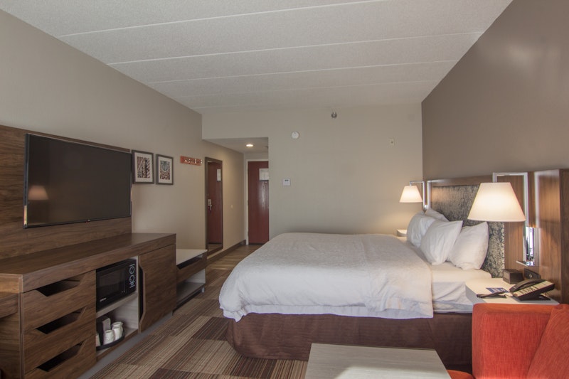 Hampton Inn Medina 8/37
