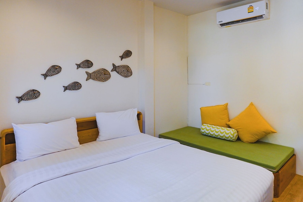 ROOM, DOUBLE BED, BALCONY