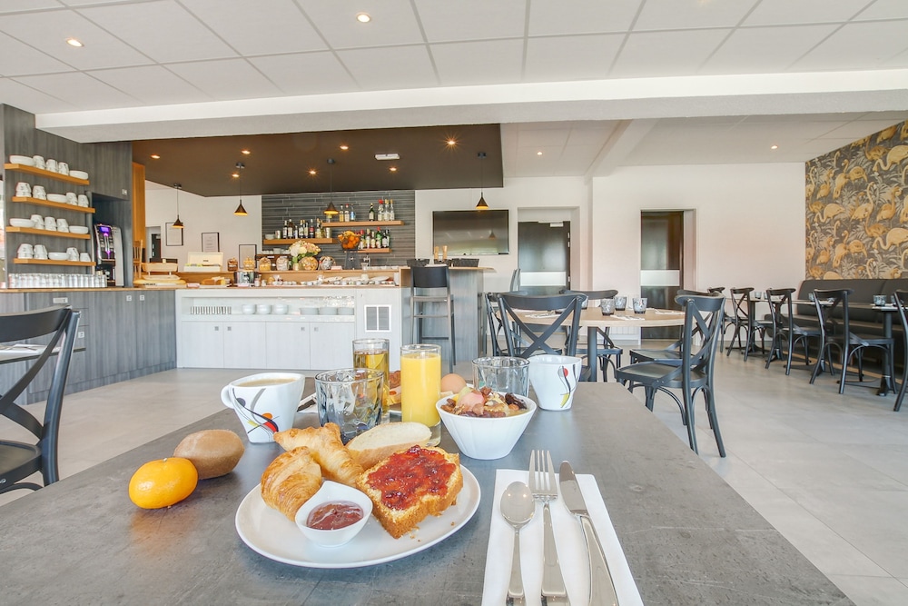 Brit Hotel Reims La Neuvillette 27/50