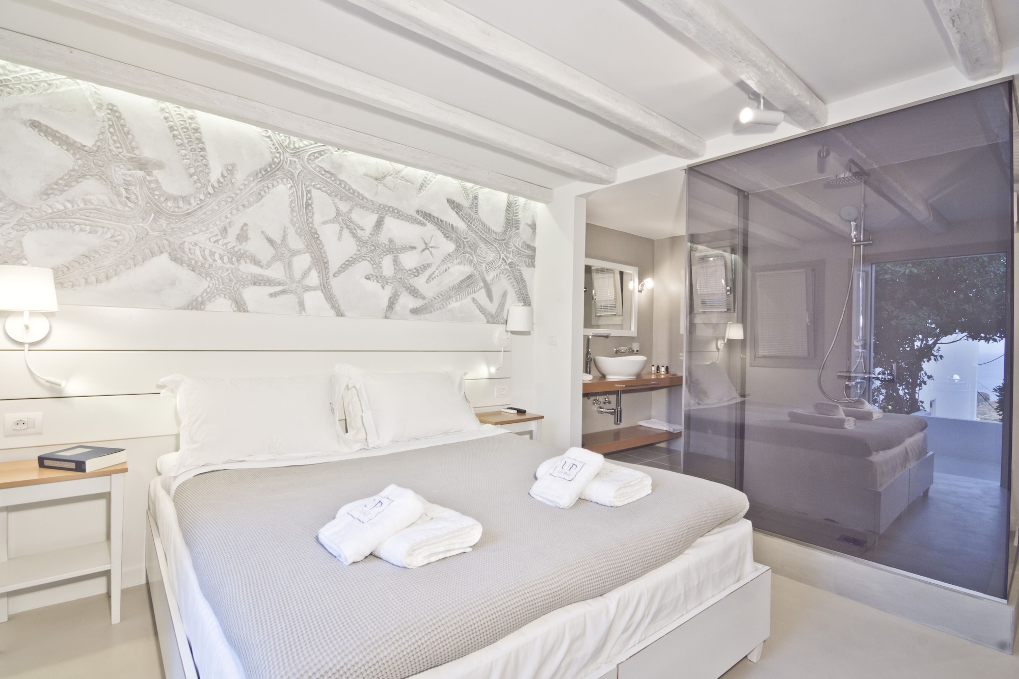 SUPERIOR, DOUBLE BED, TERRACE