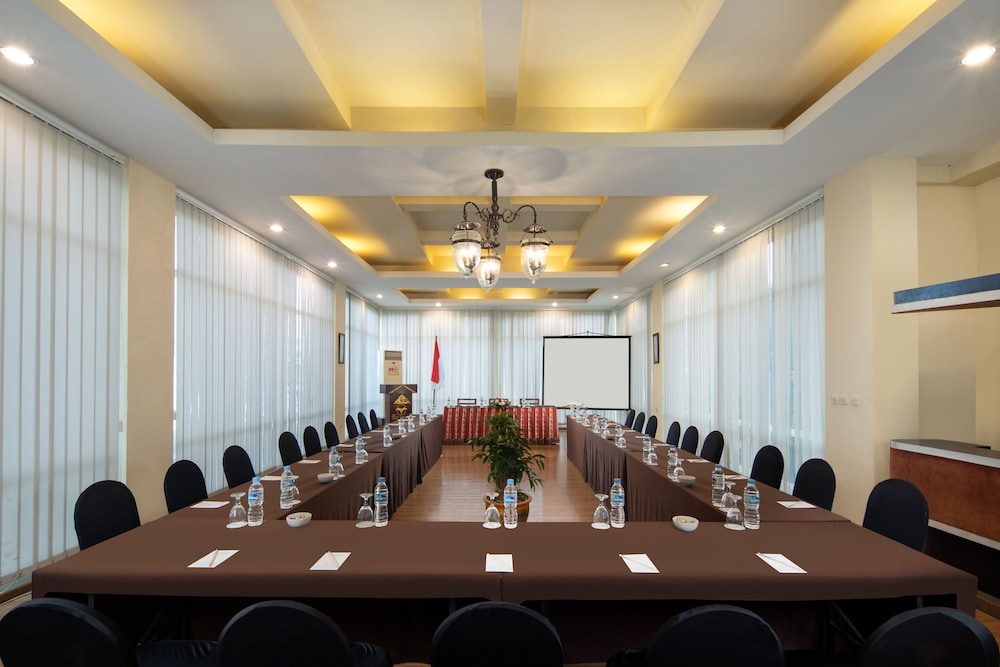 Royal Tretes View Hotel Convention 49/58