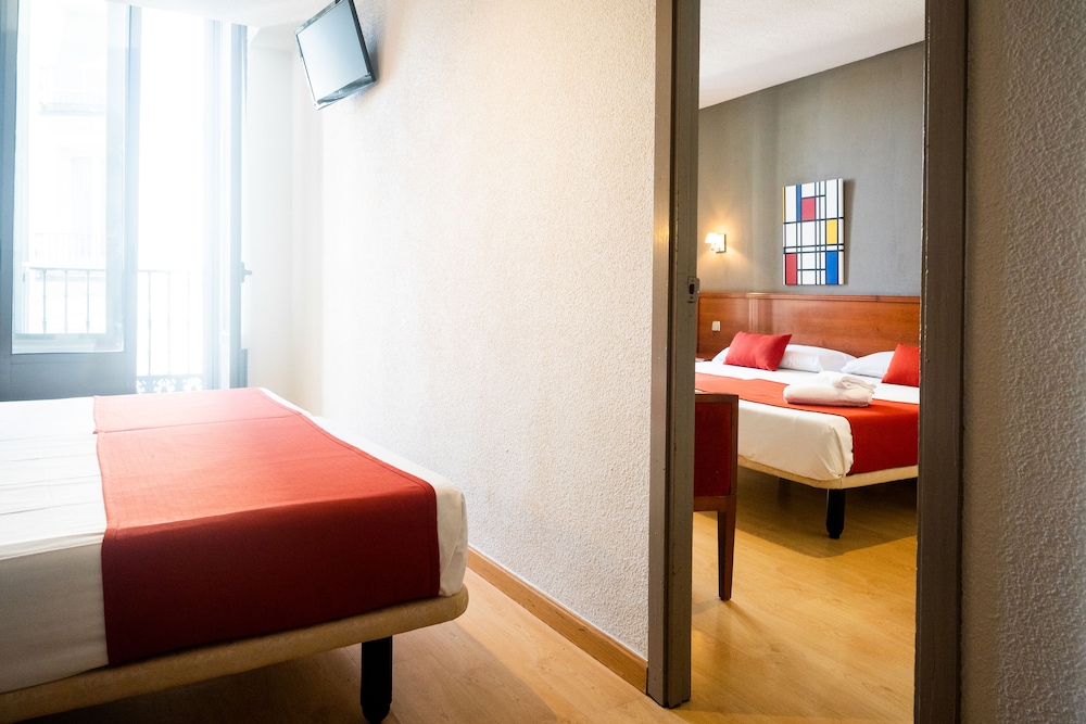 HOSTAL PERSAL 14/34