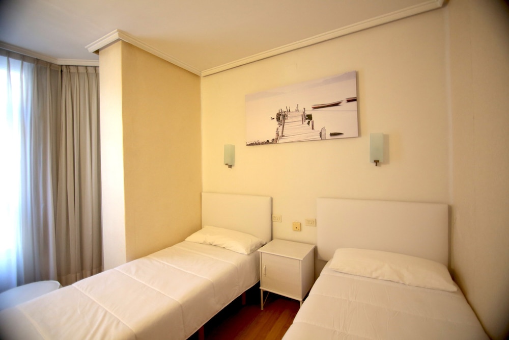 Casual Valencia de La Musica Formerly Casual Hotel Florida 15/28