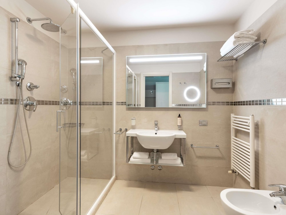 MERCURE RIMINI ARTIS 50/50