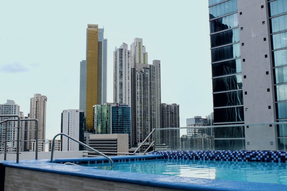 Hotel Mio Panama 55/60