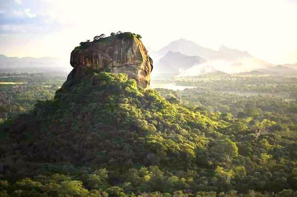 Rho Sigiriya 32/47