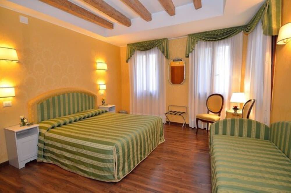 Room, Triple, Da Bruno 4/10