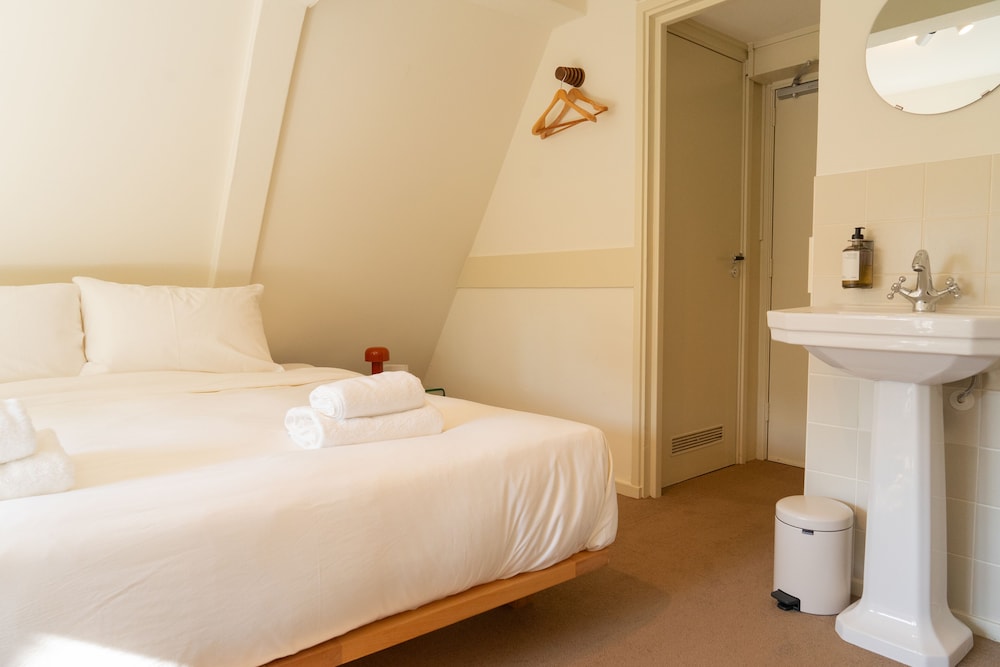 Hotel Calisto 28/48