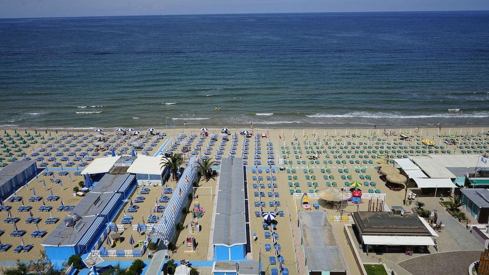 Charlie in Pesaro 56/67