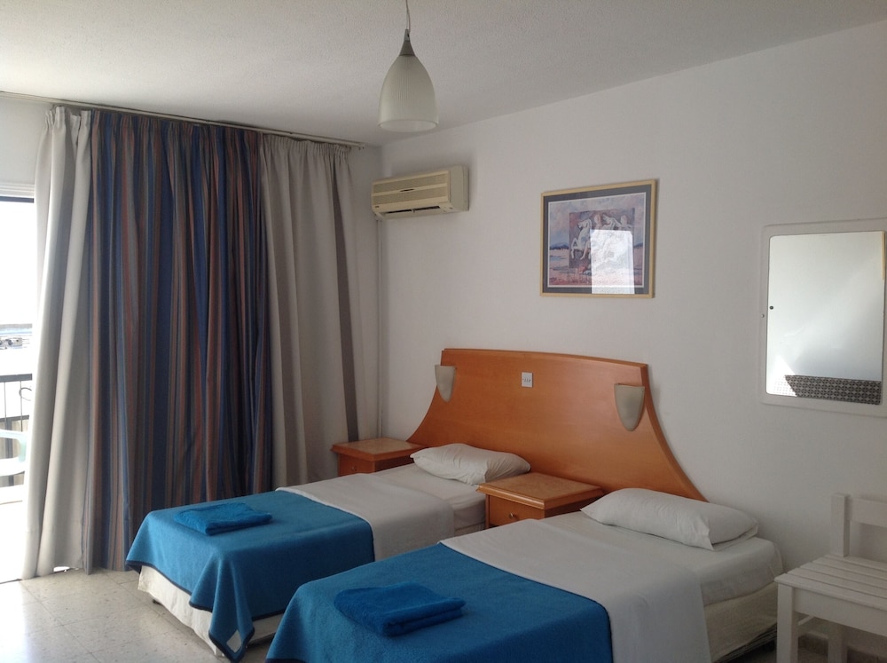 Florea Hotel Apts 17/49