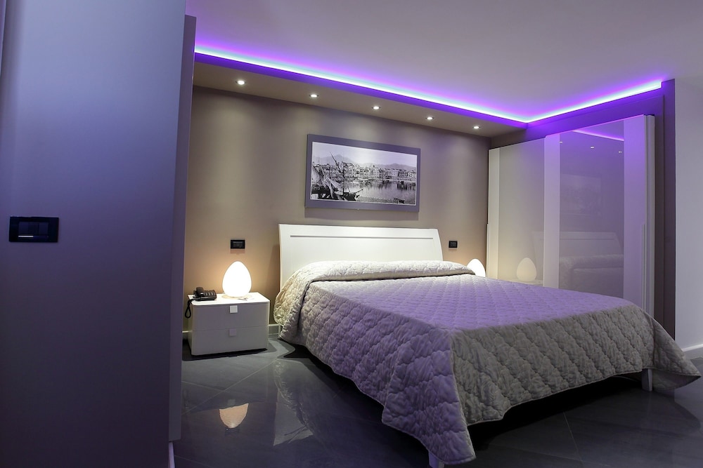 Junior Suite, Studio, Double Bed, Cristal Hotel Palermo 2/2