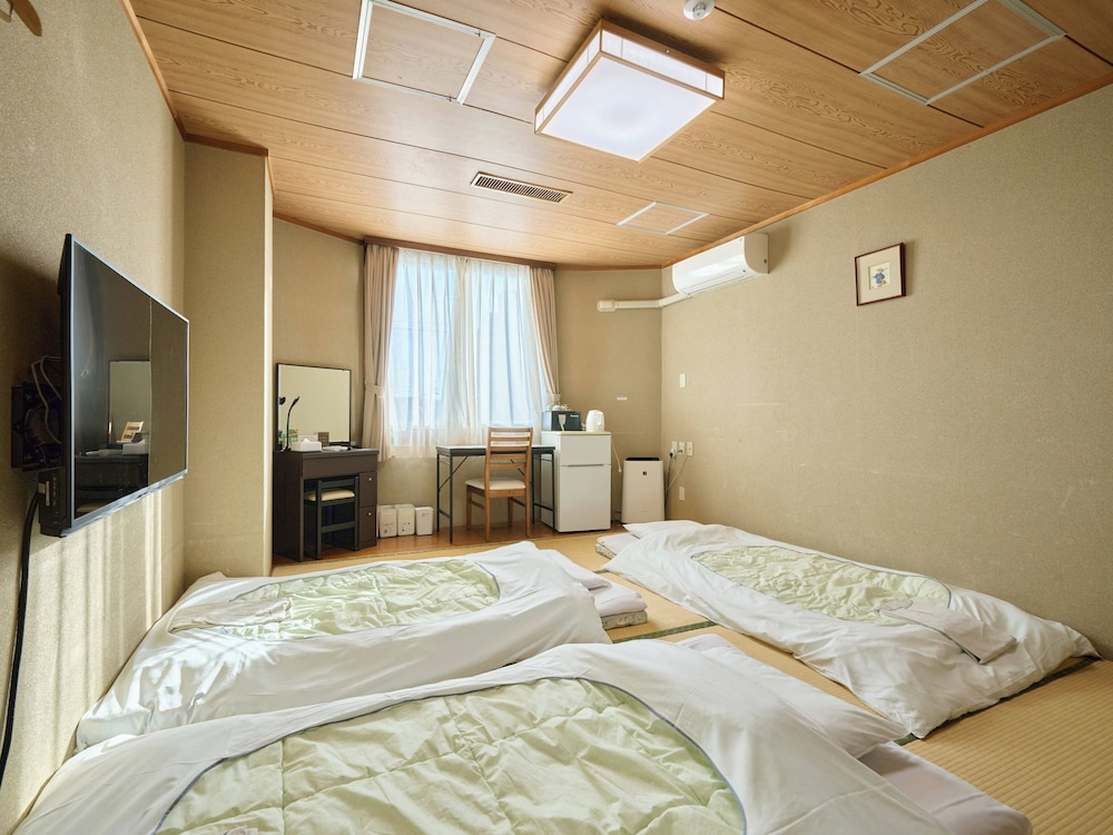 Okasan Hotel 22/58
