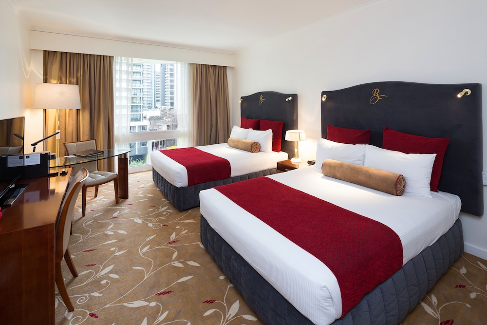 Premium, 2 Queen Beds, City View