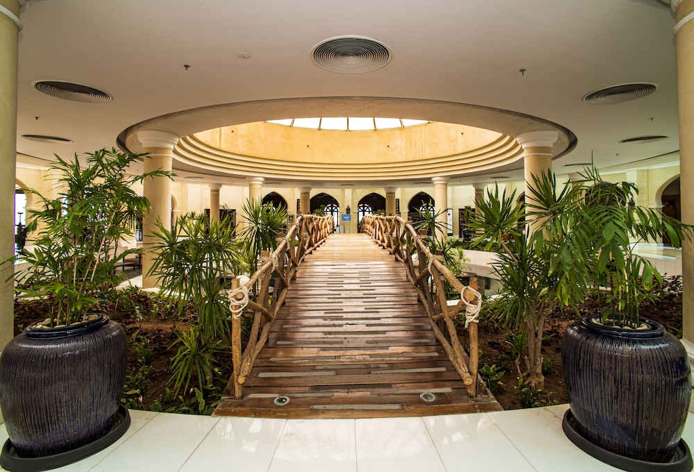Savoy Sharm El Sheikh 8/72