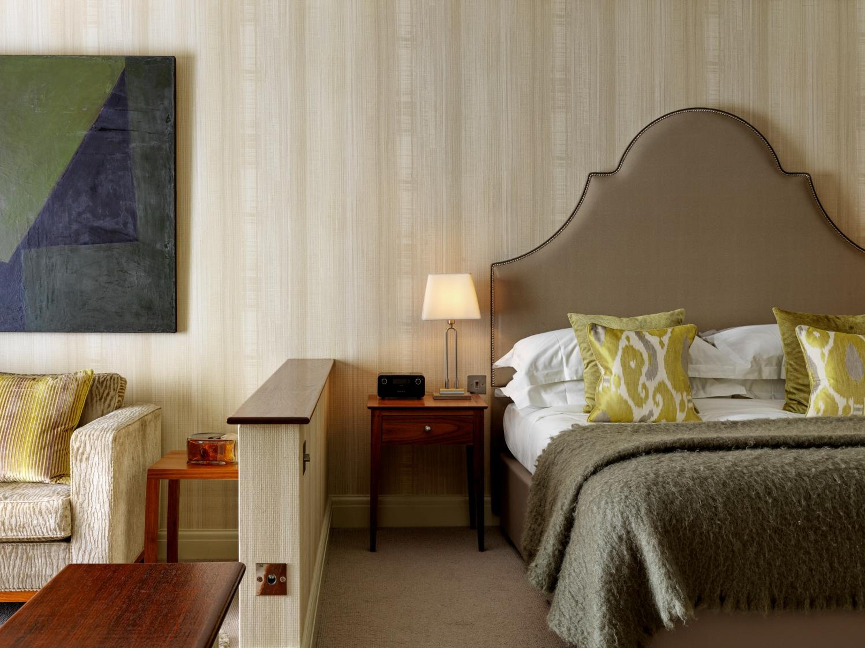Atrium, Suite