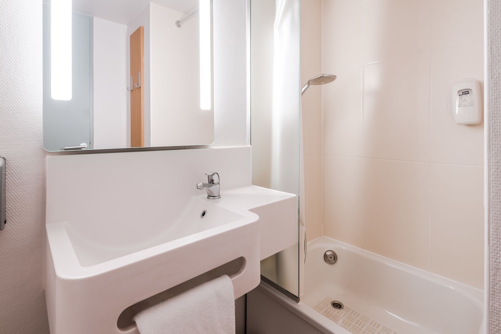 B&B HOTEL Saint-Nazaire Trignac 48/50