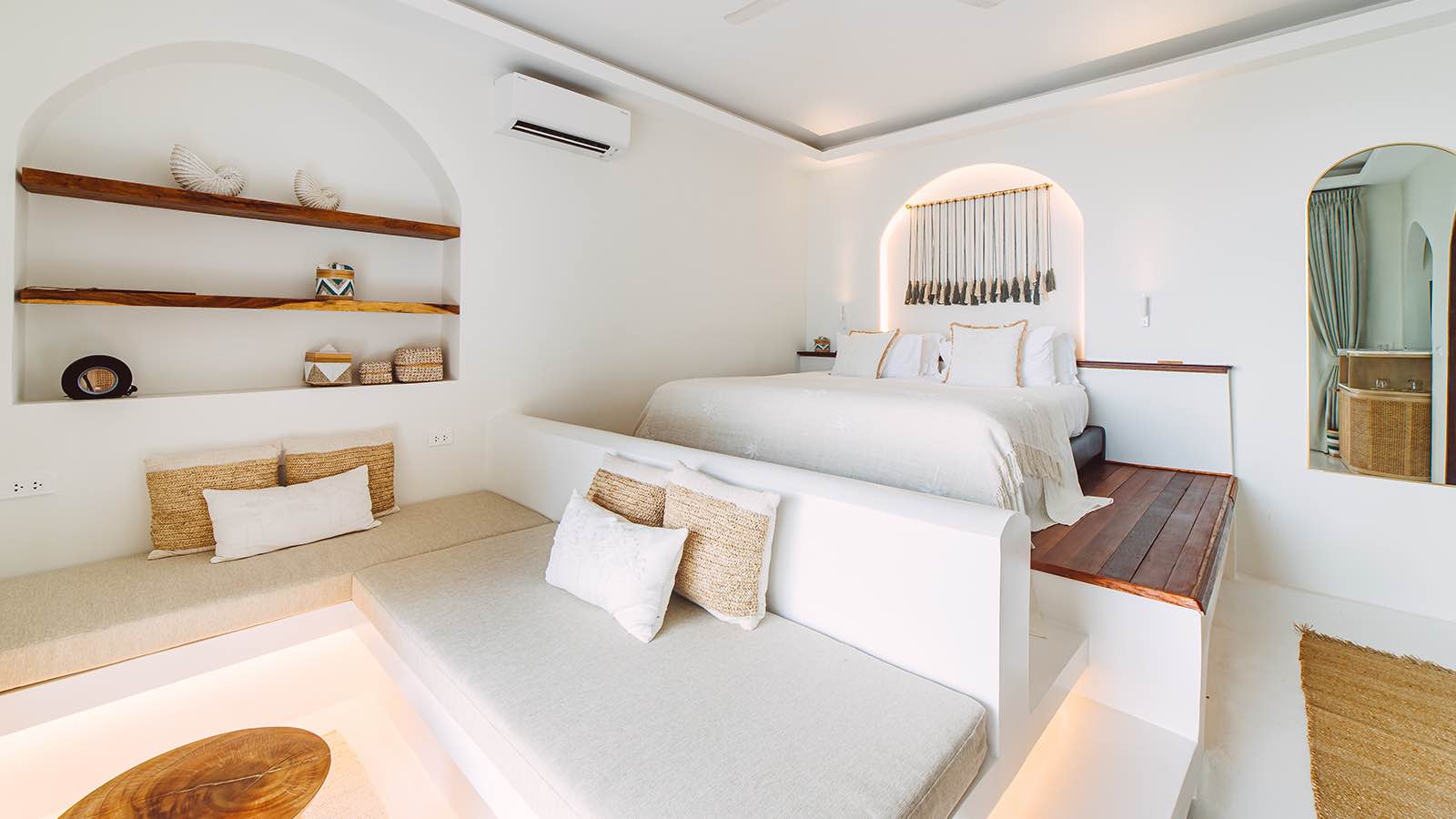 Beachfront Suite