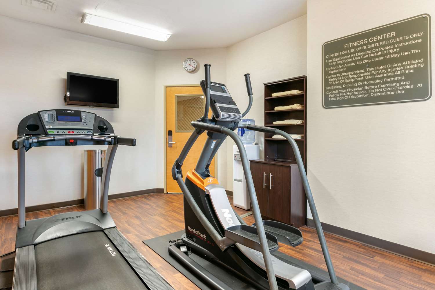 Comfort Suites Batesville, AR 6/12