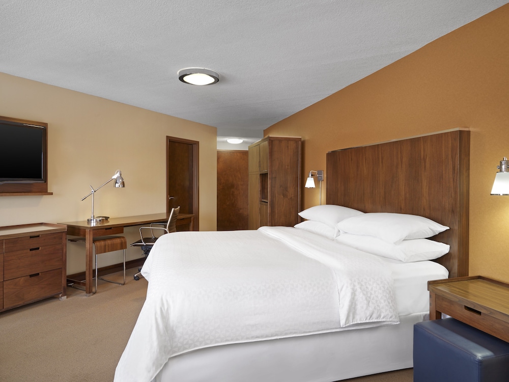 Four Points By Sheraton Mall of America Minneapolis Airport 7/30