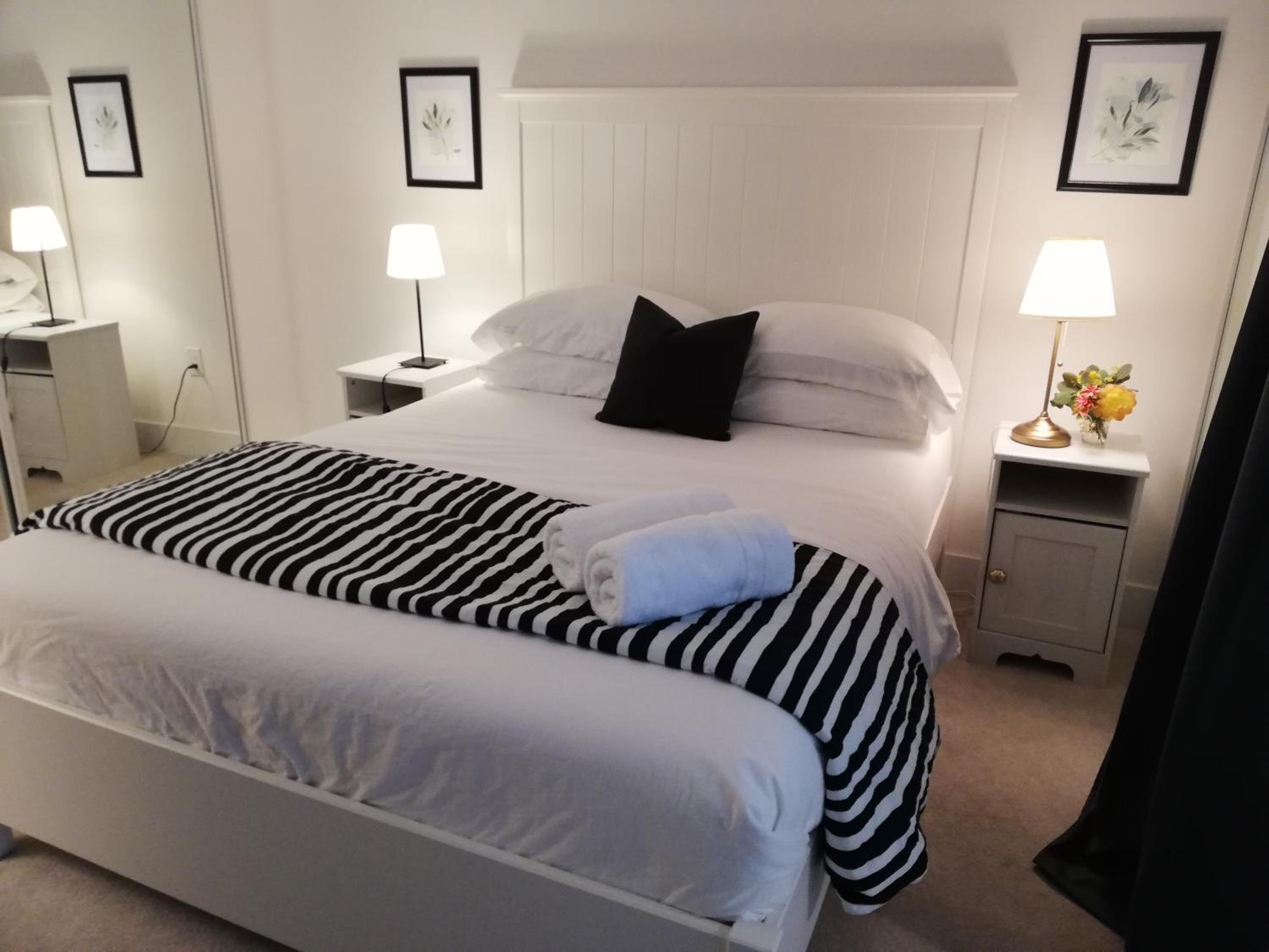 Stylish Downtown Toronto Residential Hotel 14/50