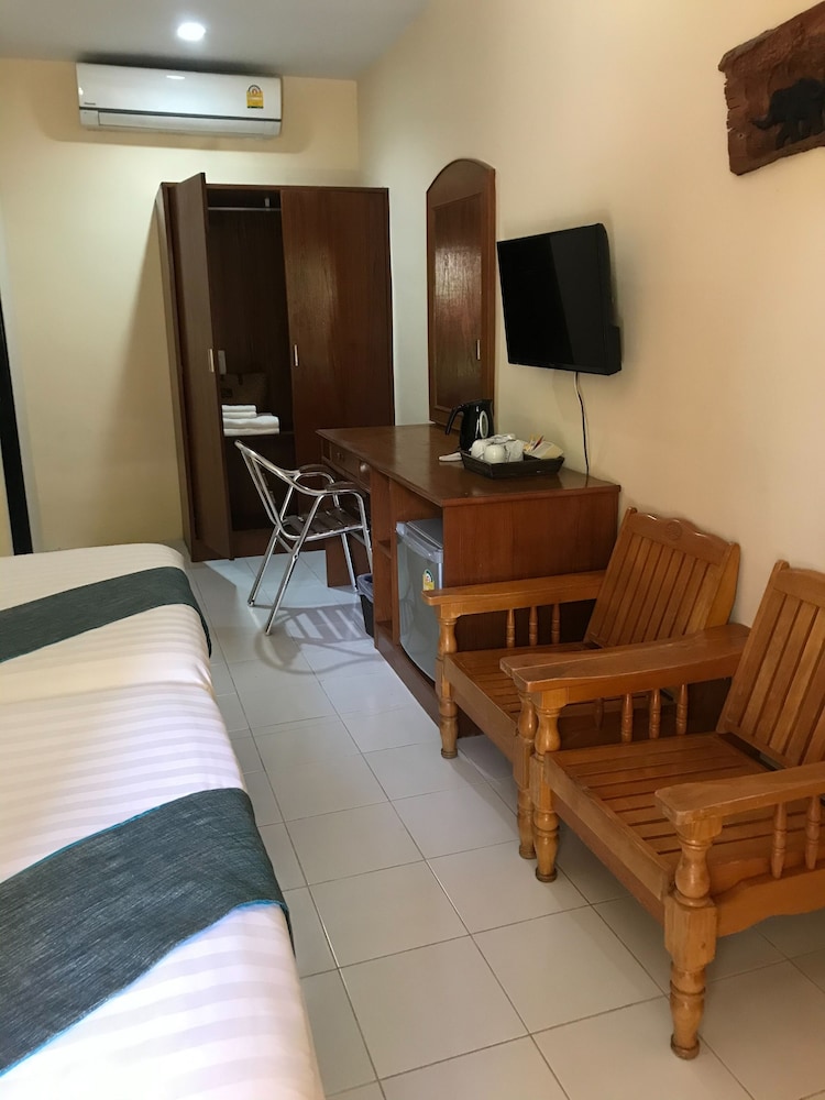 Phi Phi Villa Resort 58/71