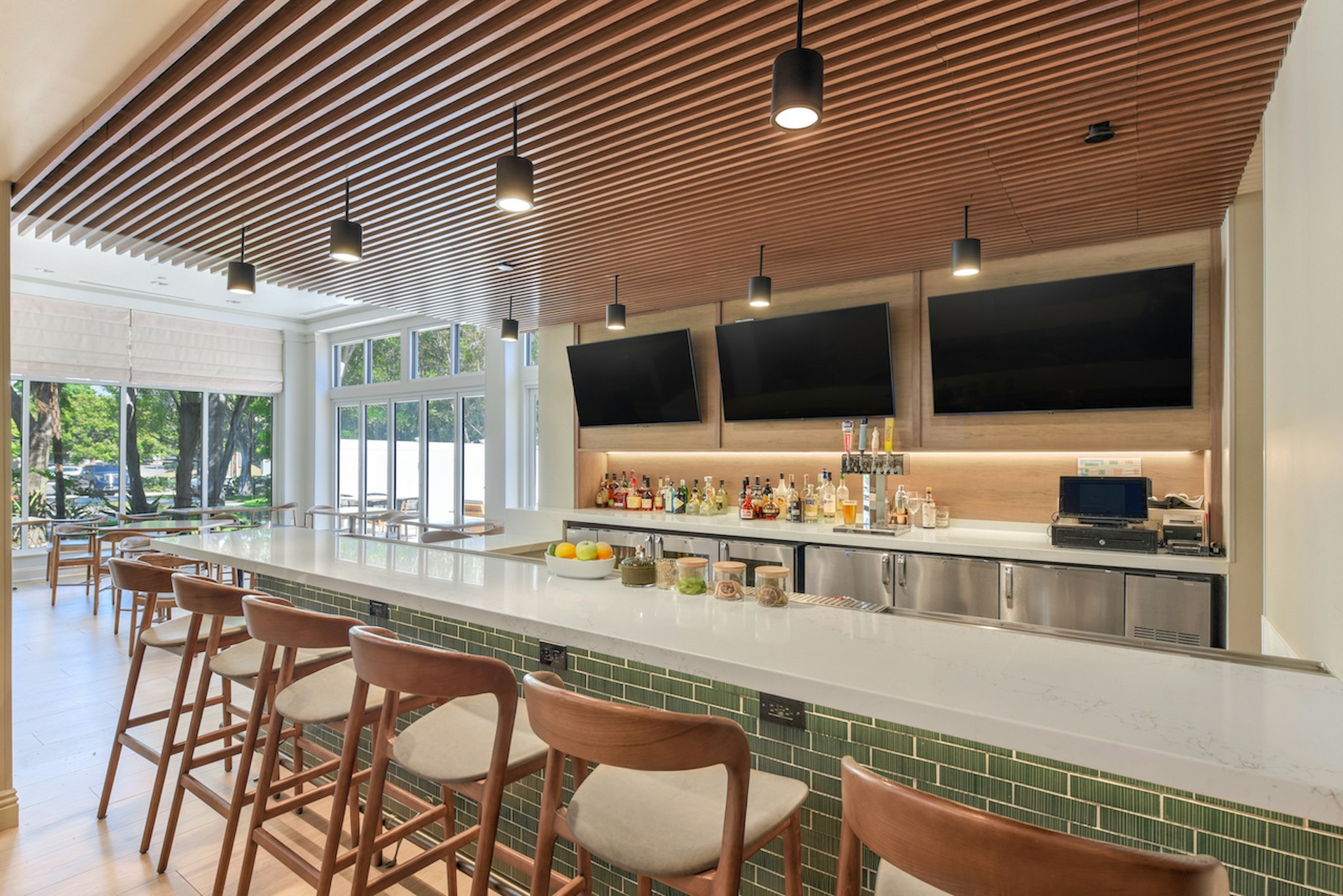 Hilton Garden Inn LAX/El Segundo 12/32