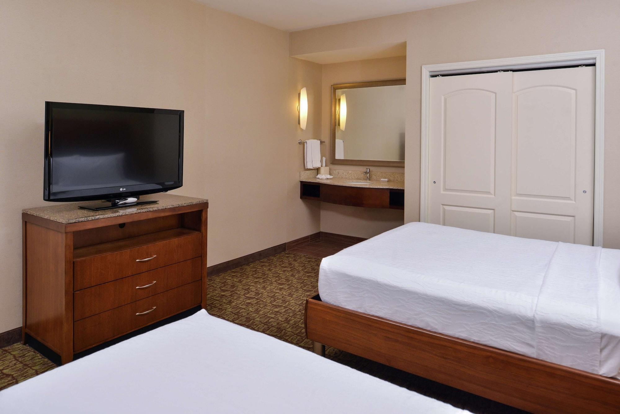 جناح لذوي الإعاقة، Hilton Garden Inn Boise Spectrum 4/9