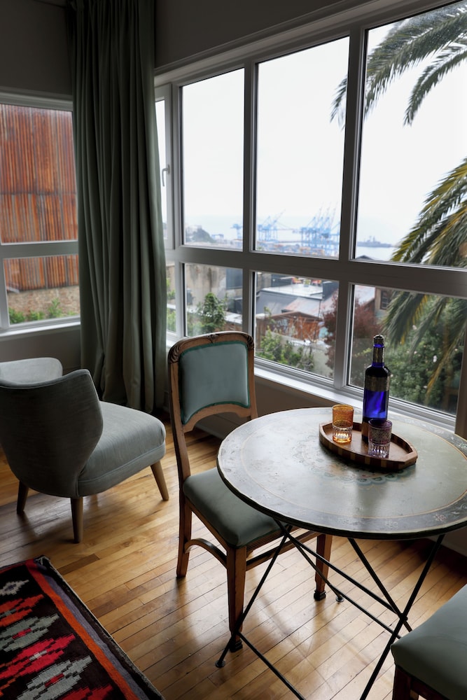 CasaBlu Hotel 26/46