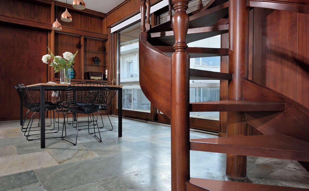 Karyatis Luxury Maisonette By K&K 40/50