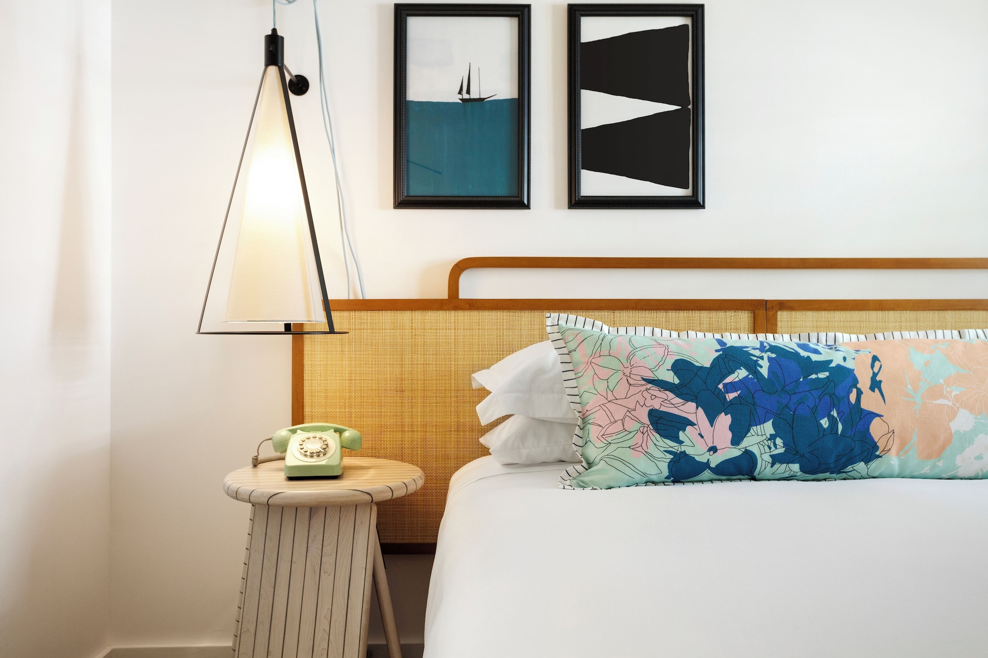 Elizabeth, King Bed, Annex