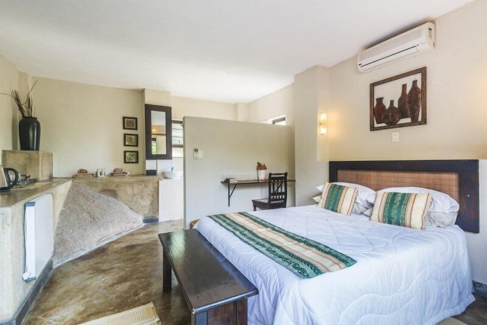 Lost Trail Bed And Breakfast 8/29