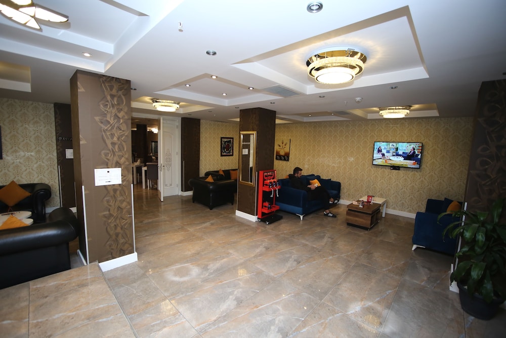 Grand Silay Hotel 10/50