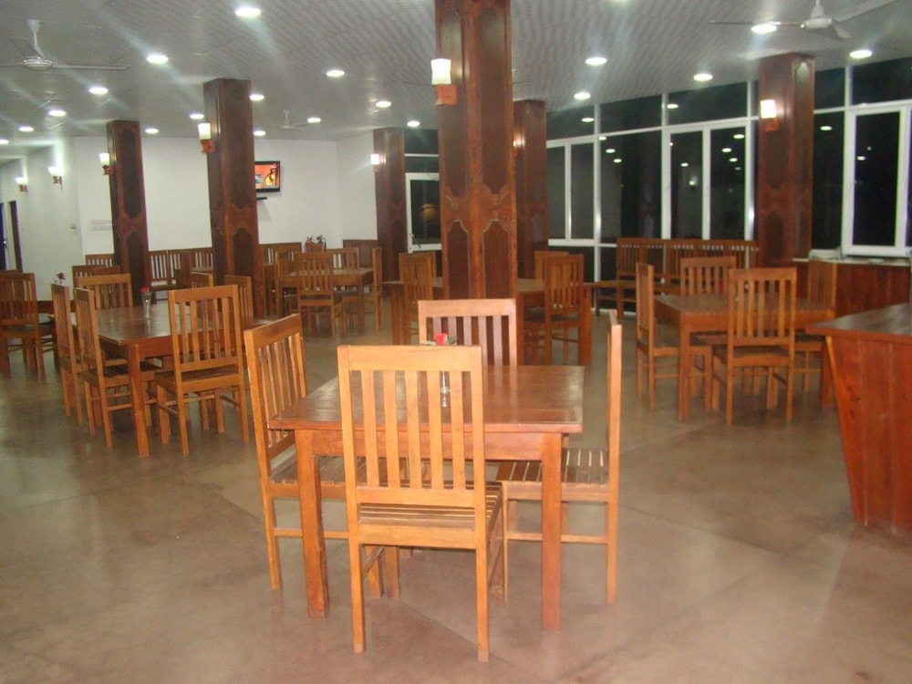 Hotel City Grand Ella 15/19