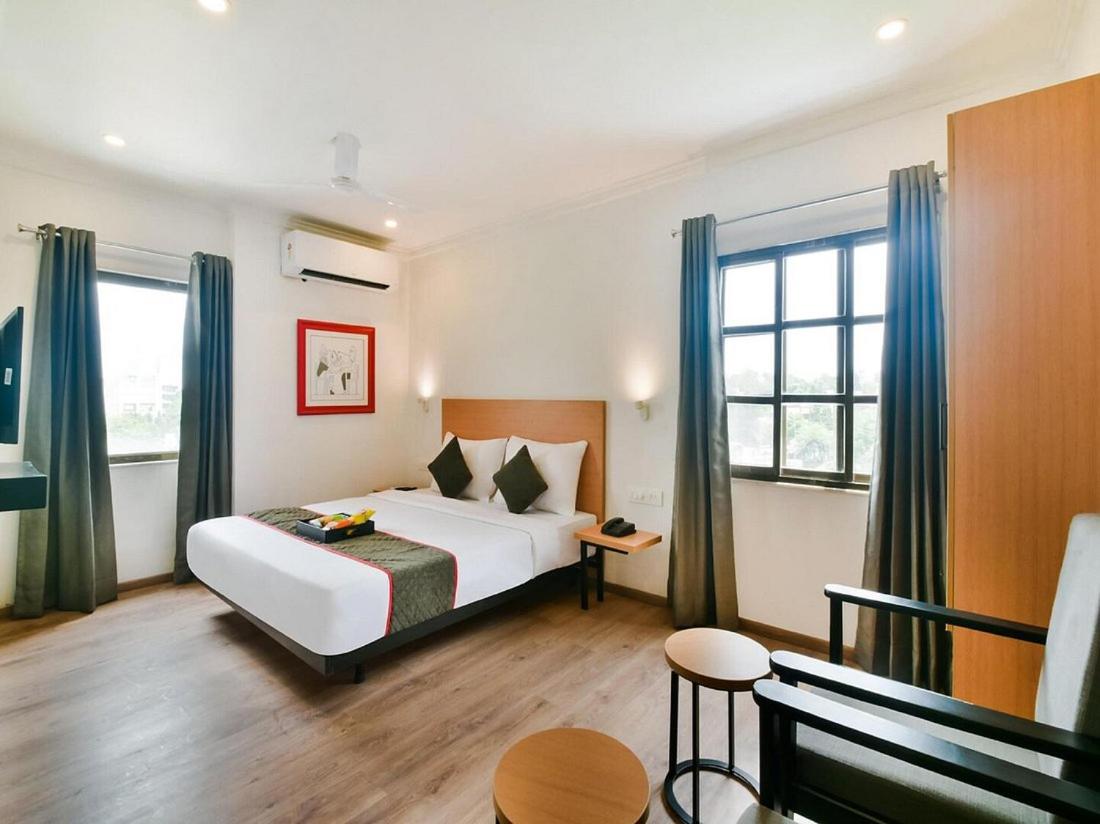 HOTEL BROADWAY 9/21