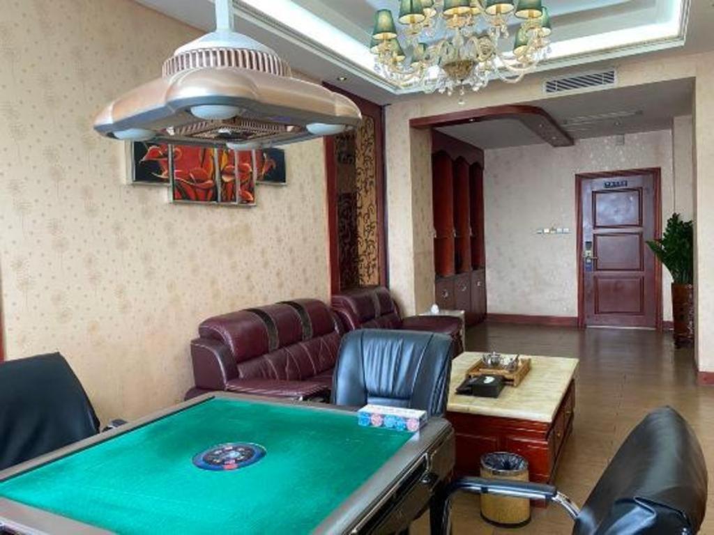 Kailong International Hotel 47/58