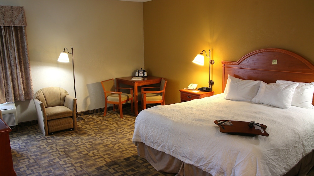 MainStay Suites Bourbonnais - Kankakee 5/47