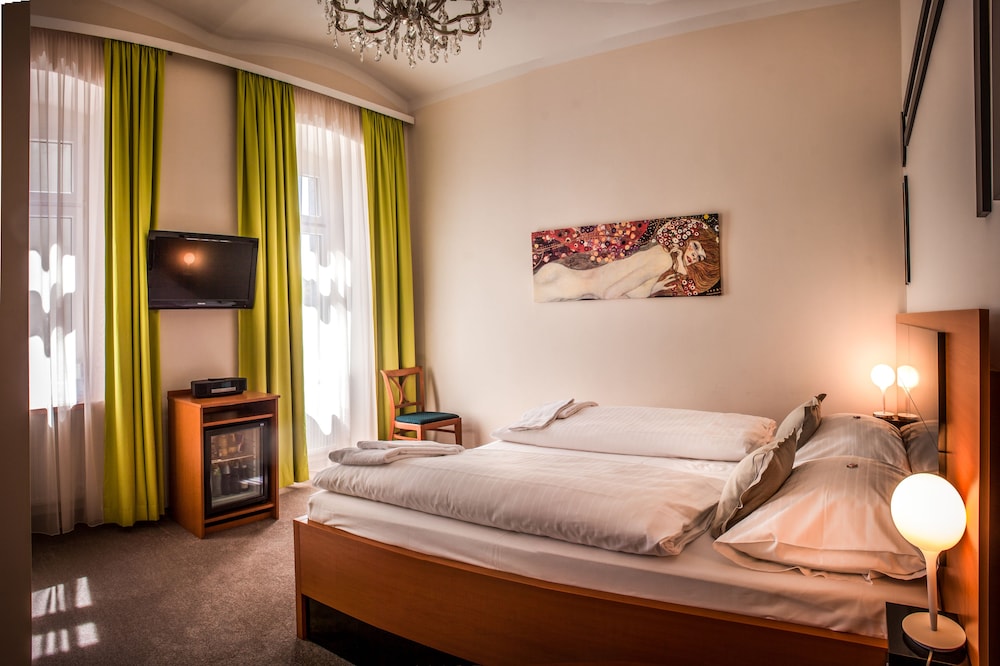 Boutique Hotel Donauwalzer 25/76