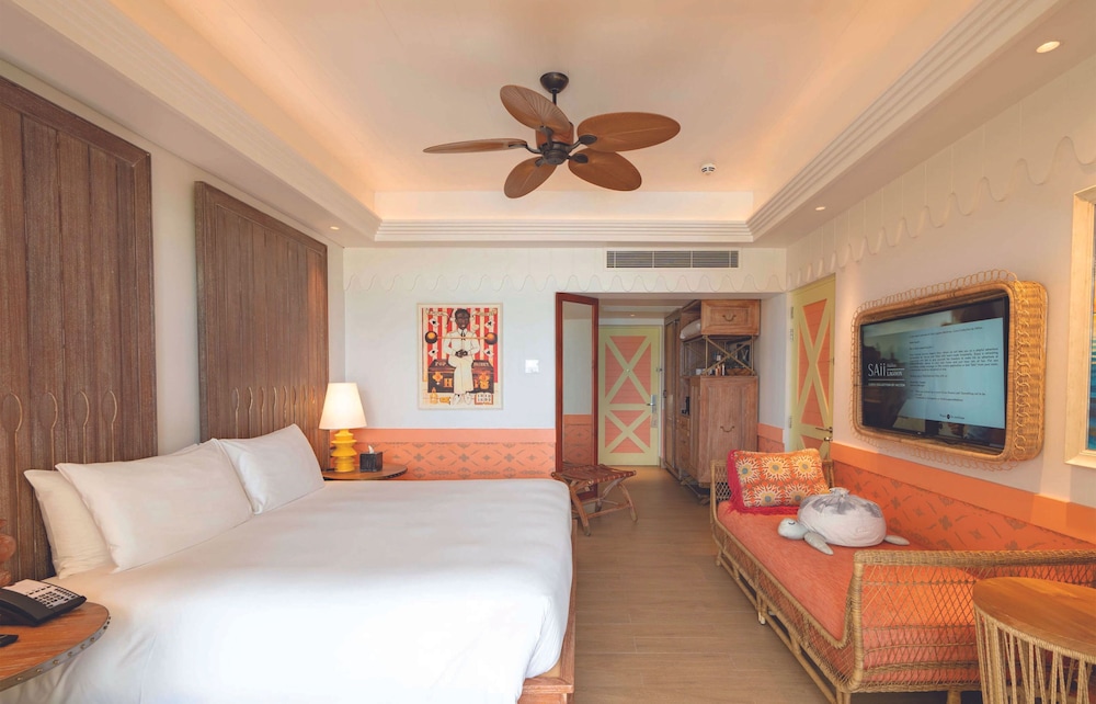 Beach, King Bed, with Pool