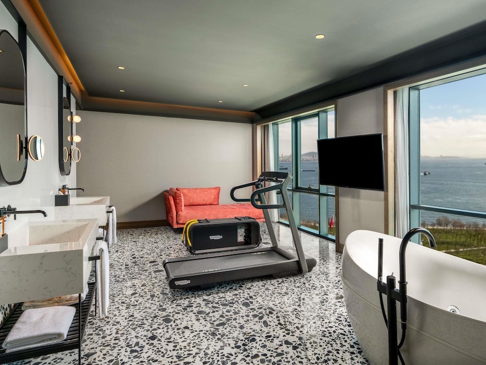 Movenpick Hotel Istanbul Marmara Sea 27/50