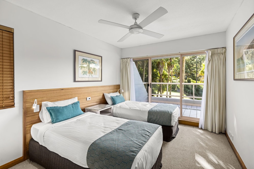 3 BEDROOMS, APARTMENT