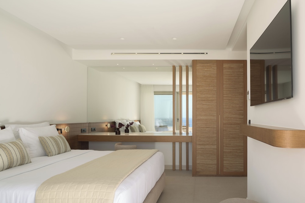 Galaxy Suites Boutique Resort 77/133